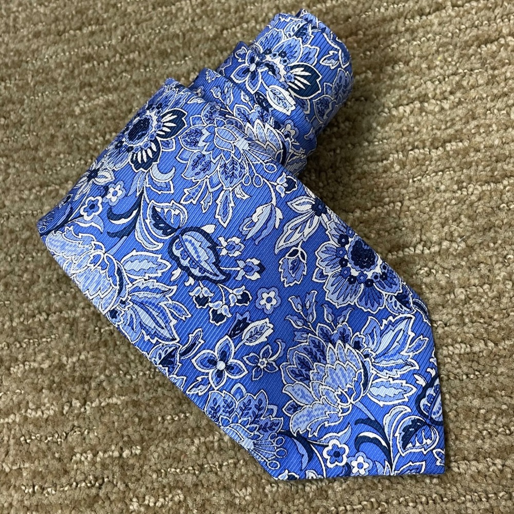 Hart Schaffner Marx Mens Blue Floral Silk Tie Office‎ Business Italy